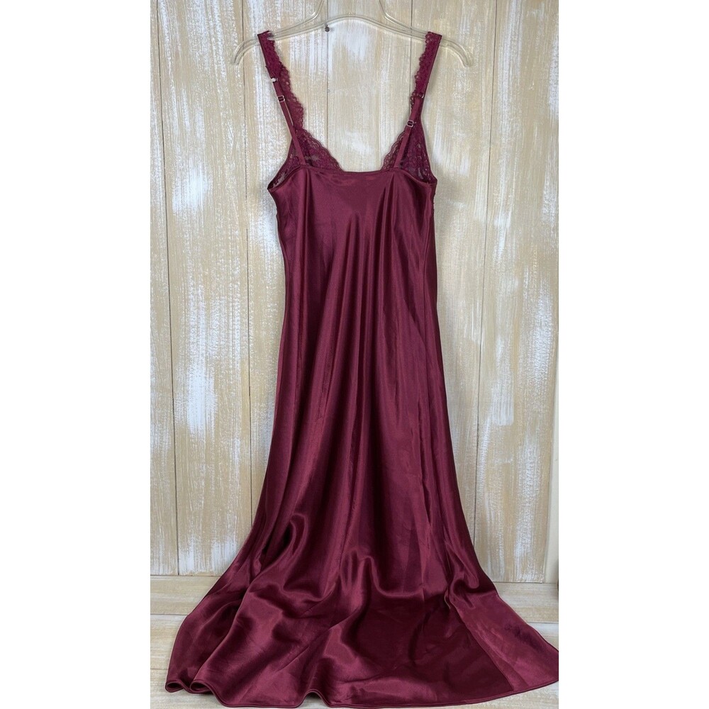 Y2K Victoria’s Secret Gold Label M Long Sexy Nightgown Cranberry Satin Lace Slit - Picture 6 of 11